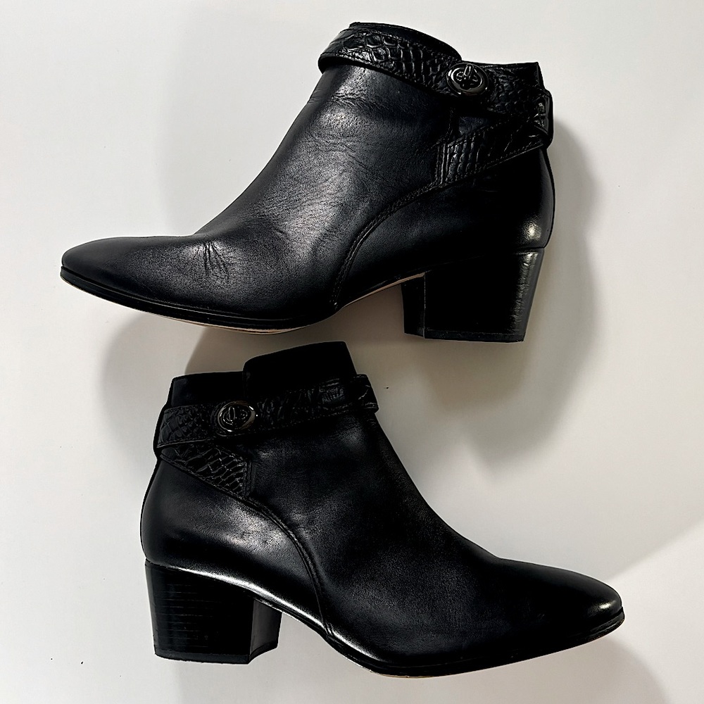 Coach Patricia Turnlock Black Leather Heeled Booties Women’s Size 8